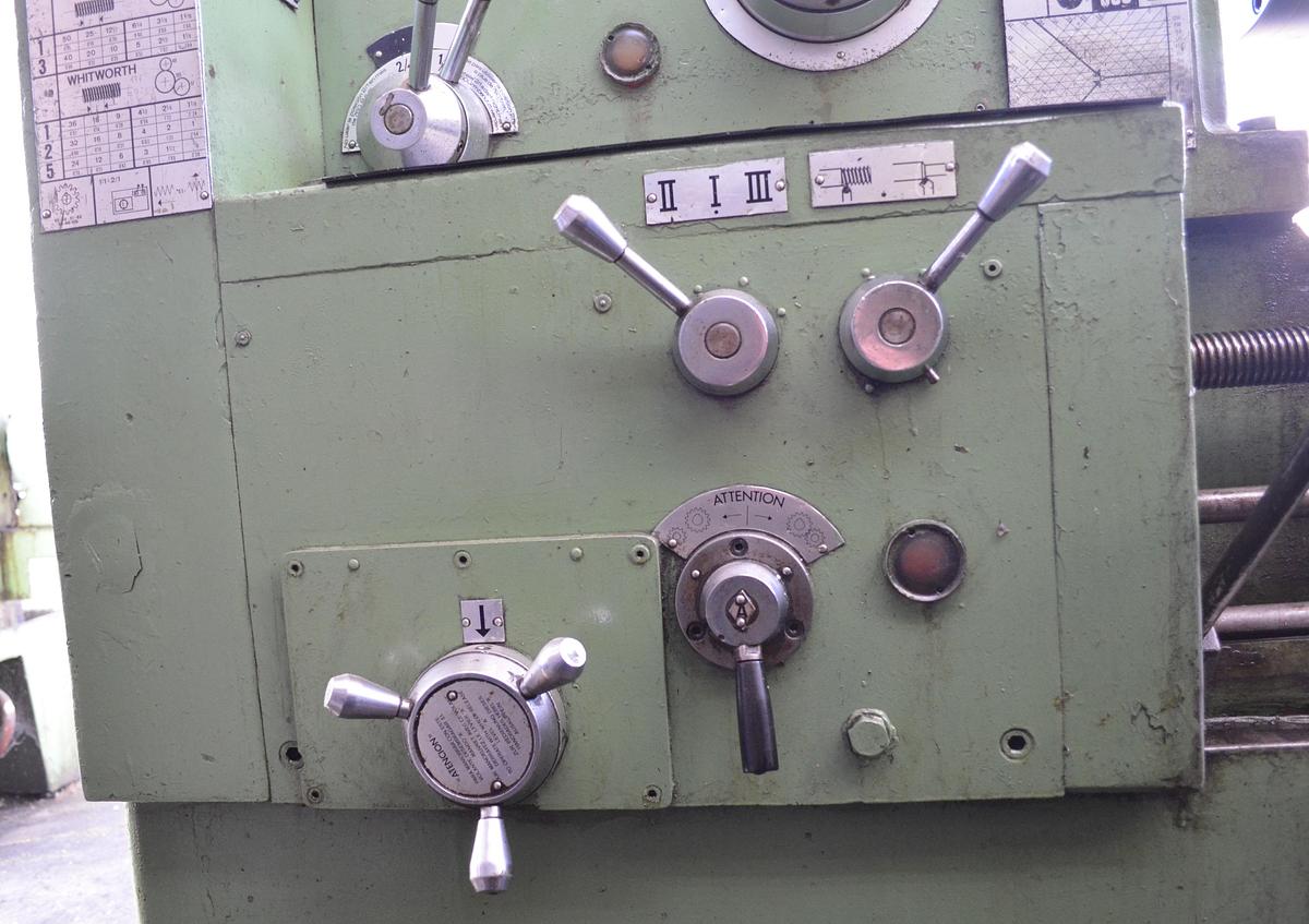 Usado Torno Geminis GE 650 2.000mm e.p