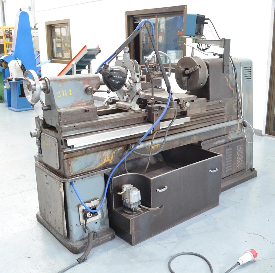 Usado Torno Amutio HB 575 - 1.000mm e.p