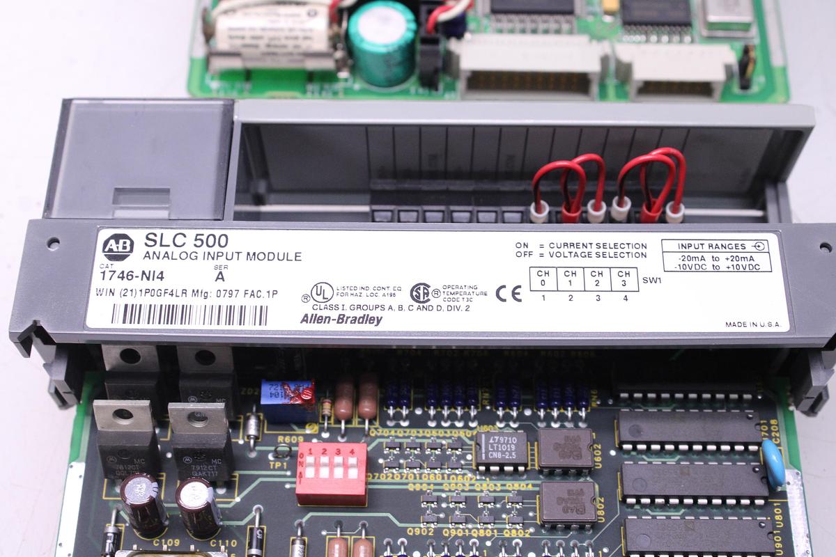 Usado Modulo Completo Allen-Bradley SLC 500