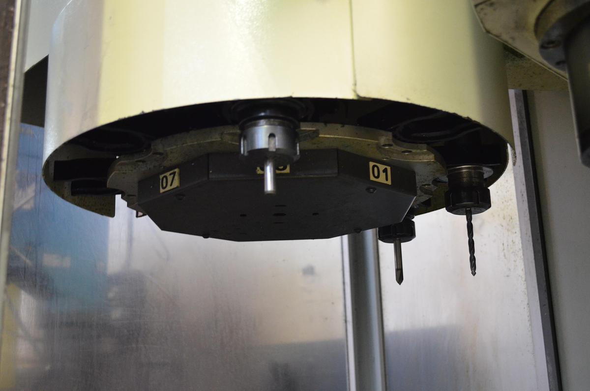 Usado Fresadora cnc bancada Travis MM-4 2017 cnc Fagor 8055i