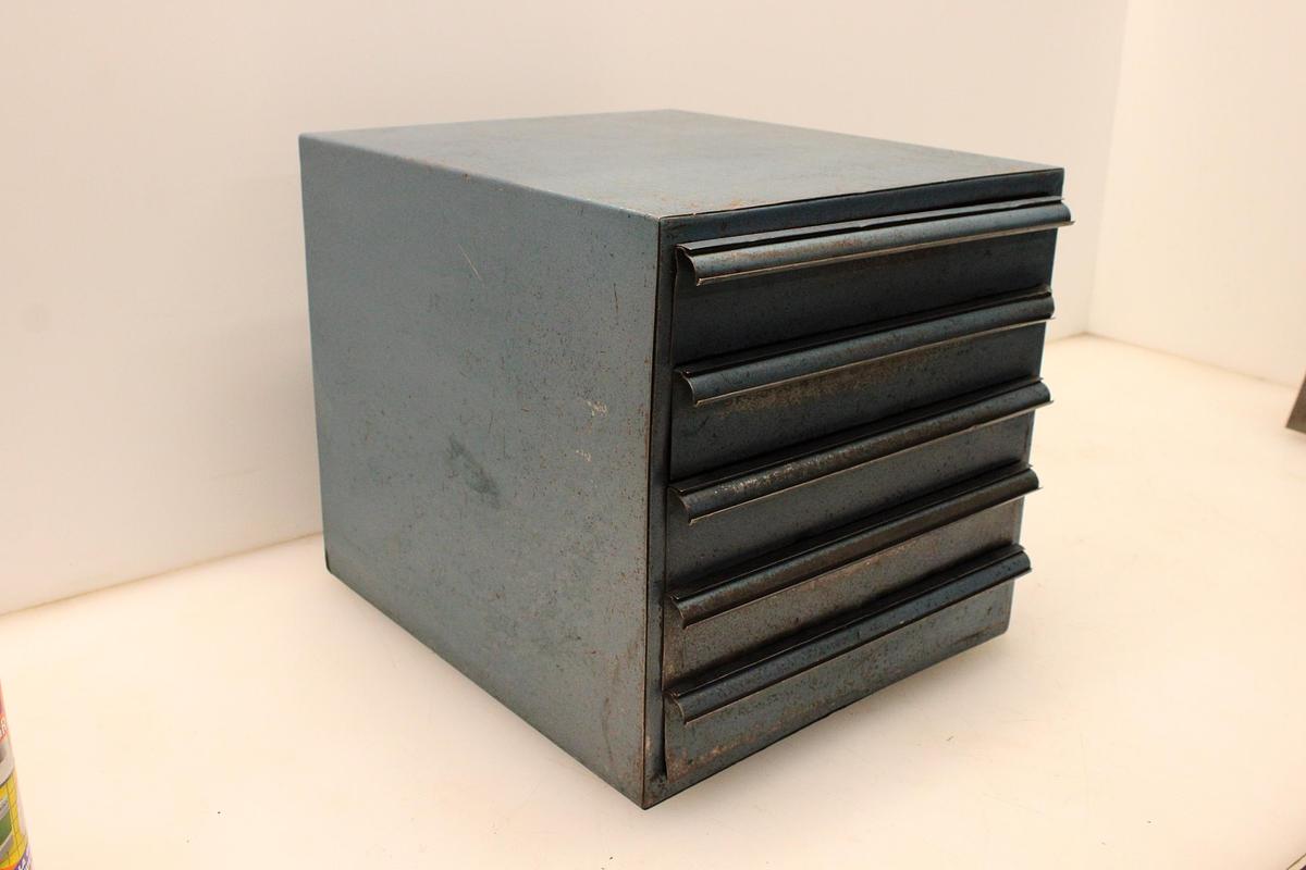 Usado Cajonera Almacenamiento Metálica