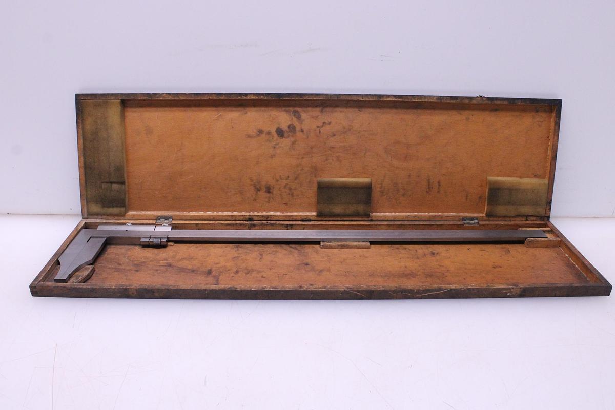 Usado Calibre Pie de Rey METRICA 750mm