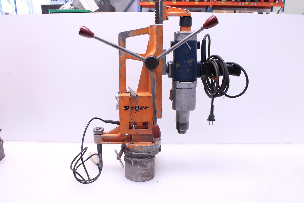 Usado Soporte Electromagnético SELTER ST-32R con Taladro AEG
