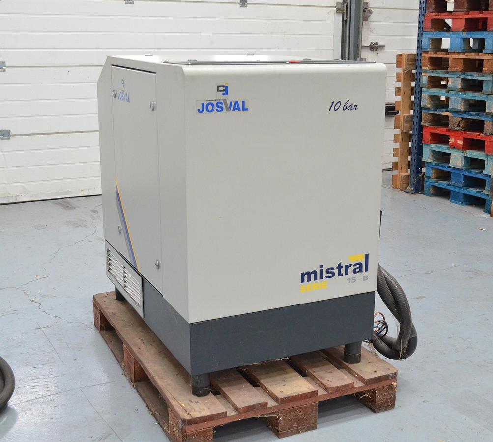 Usado Compresor tornillo Josval Mistral Serie 15B Año 2008