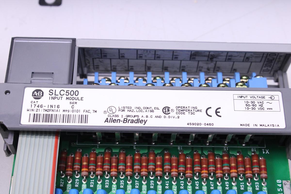 Usado Modulo Completo Allen-Bradley SLC 500
