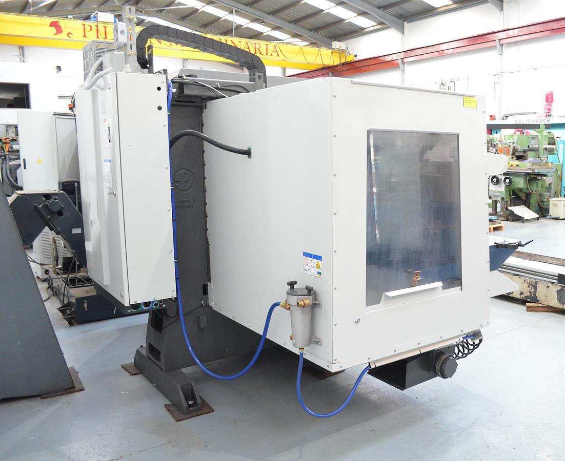 Usado Centro mecanizado Haas TM-2P año 2020
