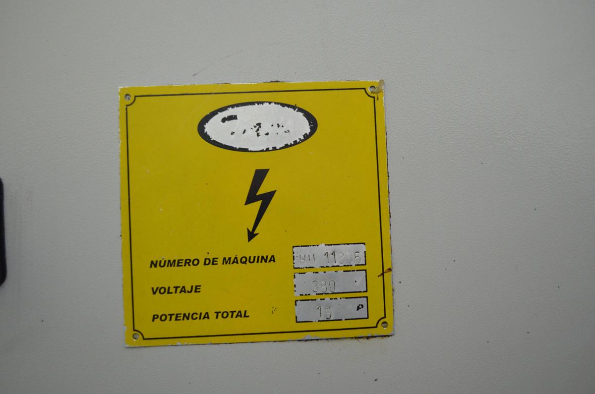 Usado Torno Travis TR-2 2006 cnc FAGOR 8055 T