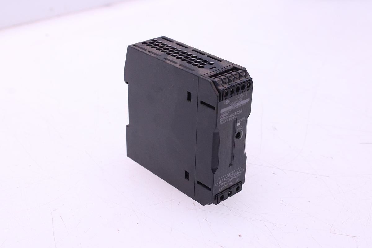 Usado Modulo Fuente de Alimentación OMRON S8VK-G03024