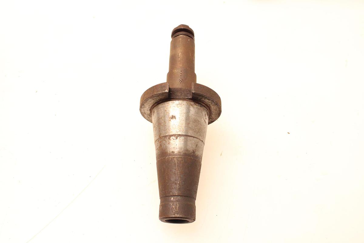 Usado Lote Portafresas y Mandrinos Cono ISO 50 -