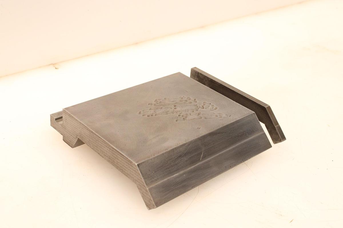 Usado Punzón Fraccionado Amarre Ajial 235mm