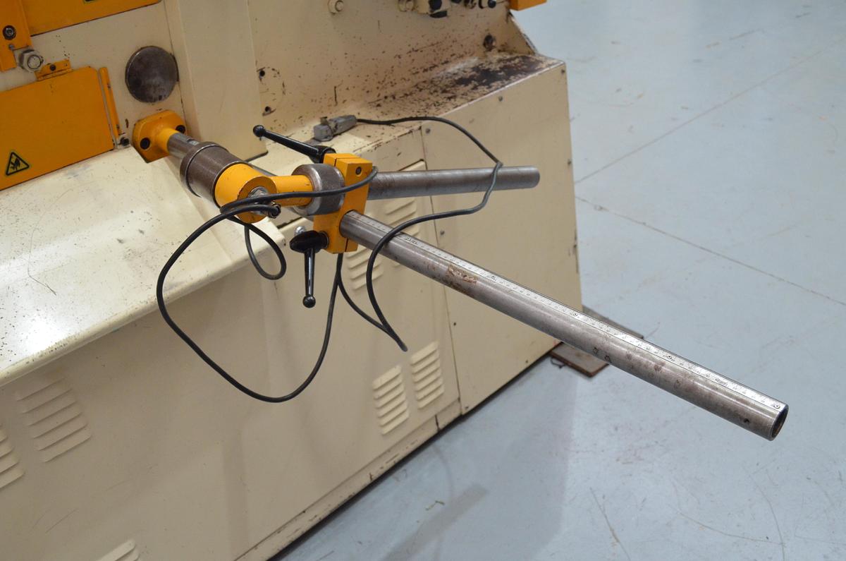 Usado Punzonadora Geka Hydracrop 55 SD