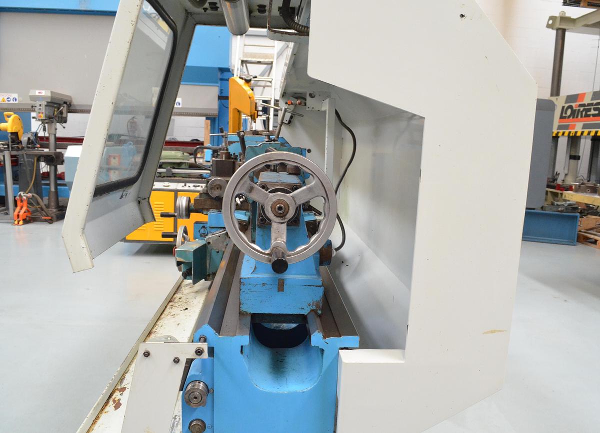 Usado Torno Pinacho S90-225 de 1650mm e.p. 98