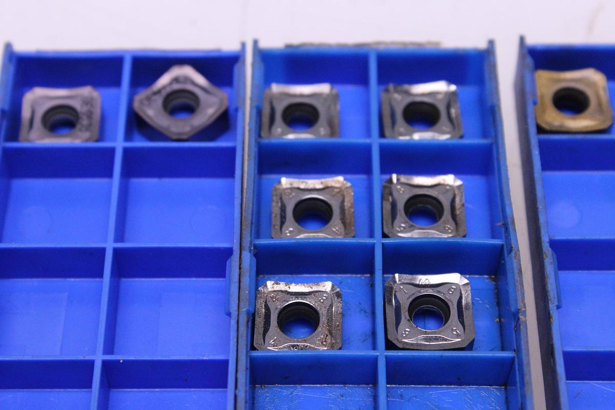 Usado Fresas con Cono ISO 40 + Widias SNMX / SNEX1206ANN