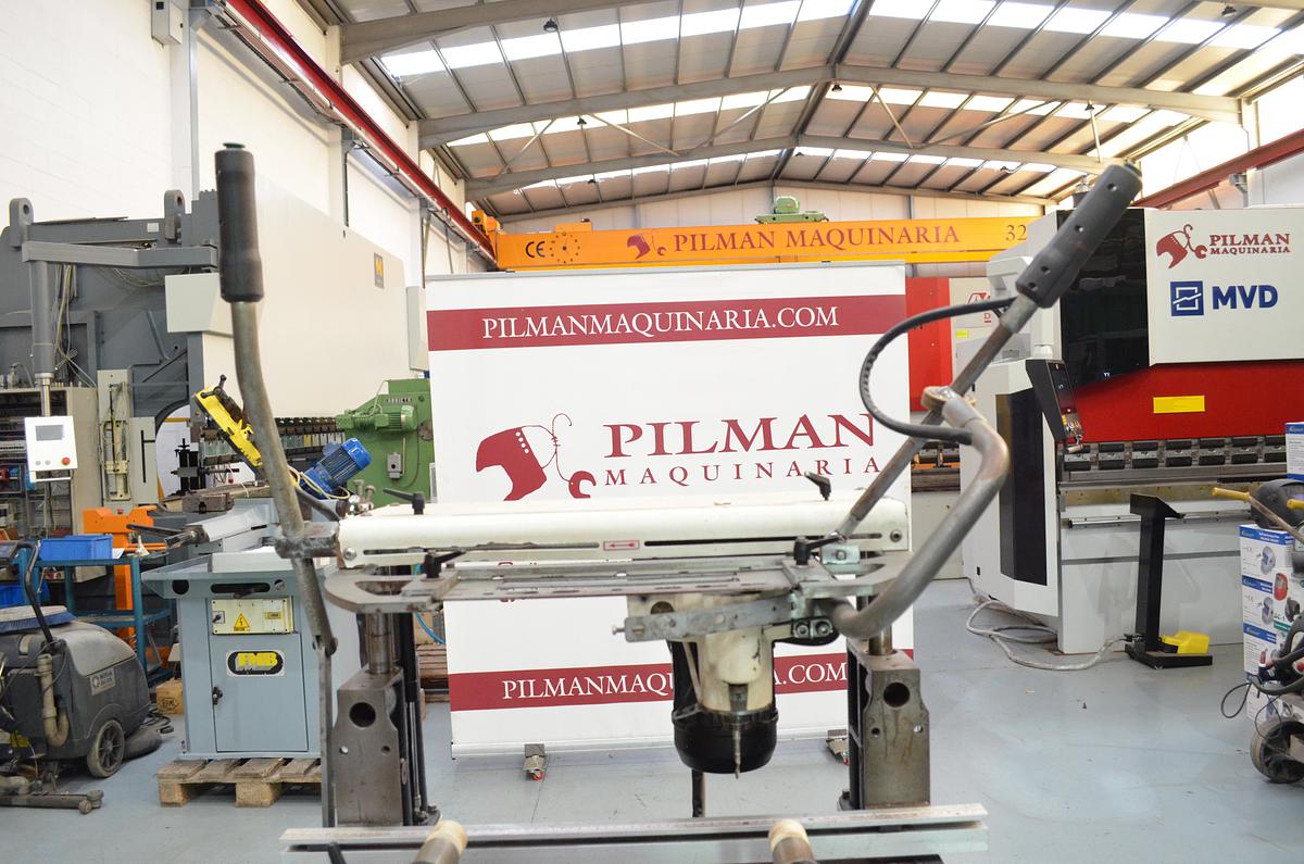 Usado Copiadora aluminio FOM Industrie ISOS