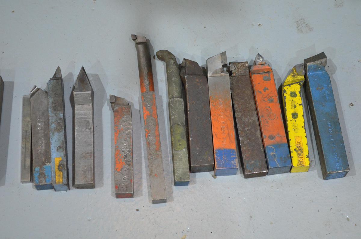 Usado Torno AP E-2 de 2.200mm e.p. con CE