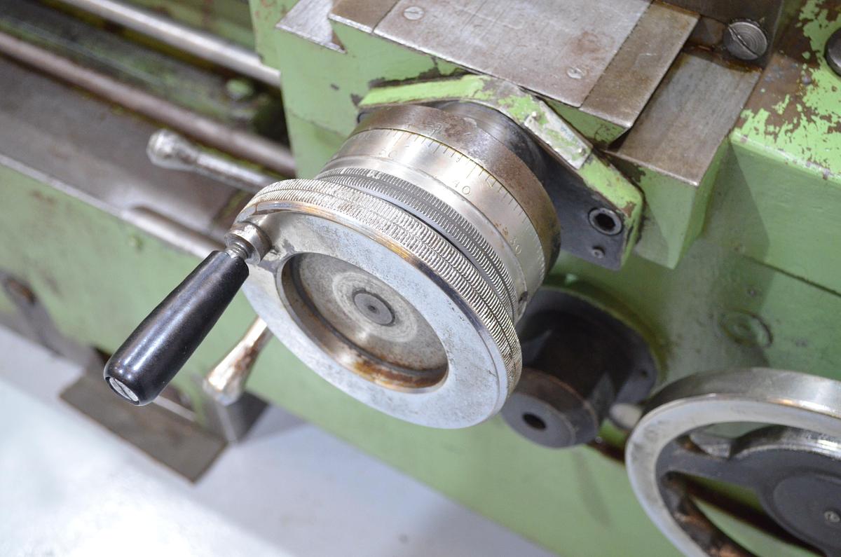 Usado Torno Geminis GE 650 2.000mm e.p