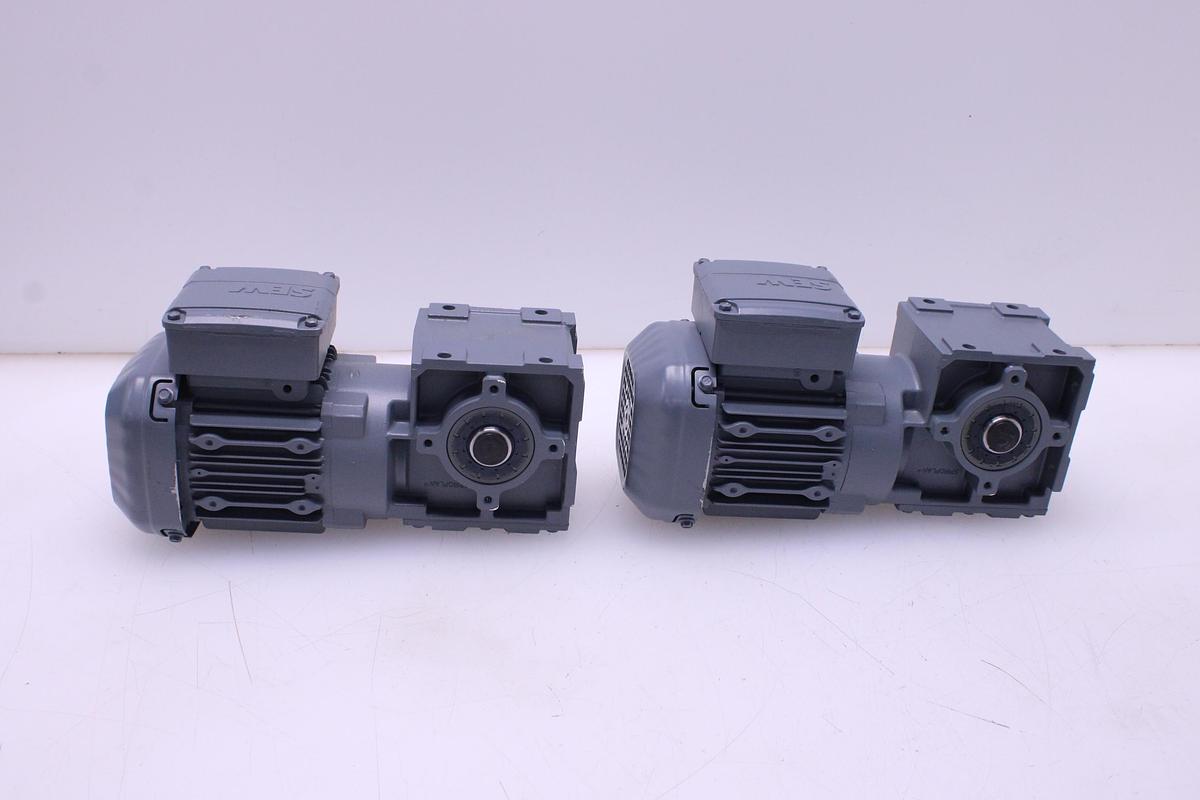 Usado Motorreductor lote 2 unidades SEW WA30-T
