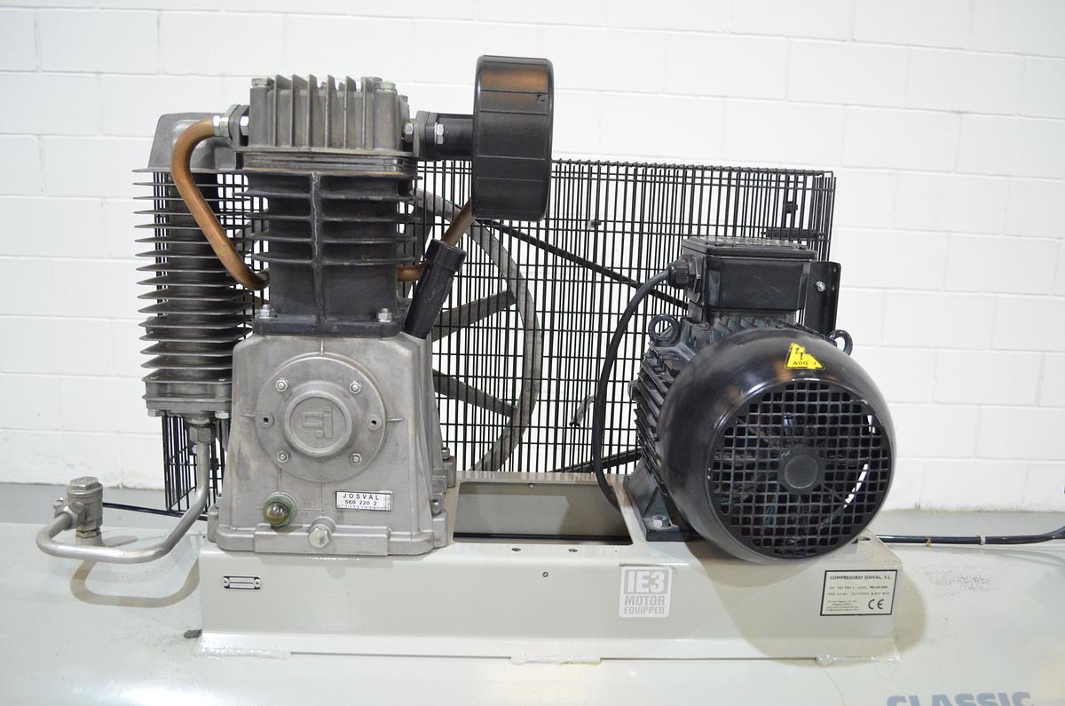 Usado Compresor pistón JOSVAL MC-AF-500 de 5.5Hp