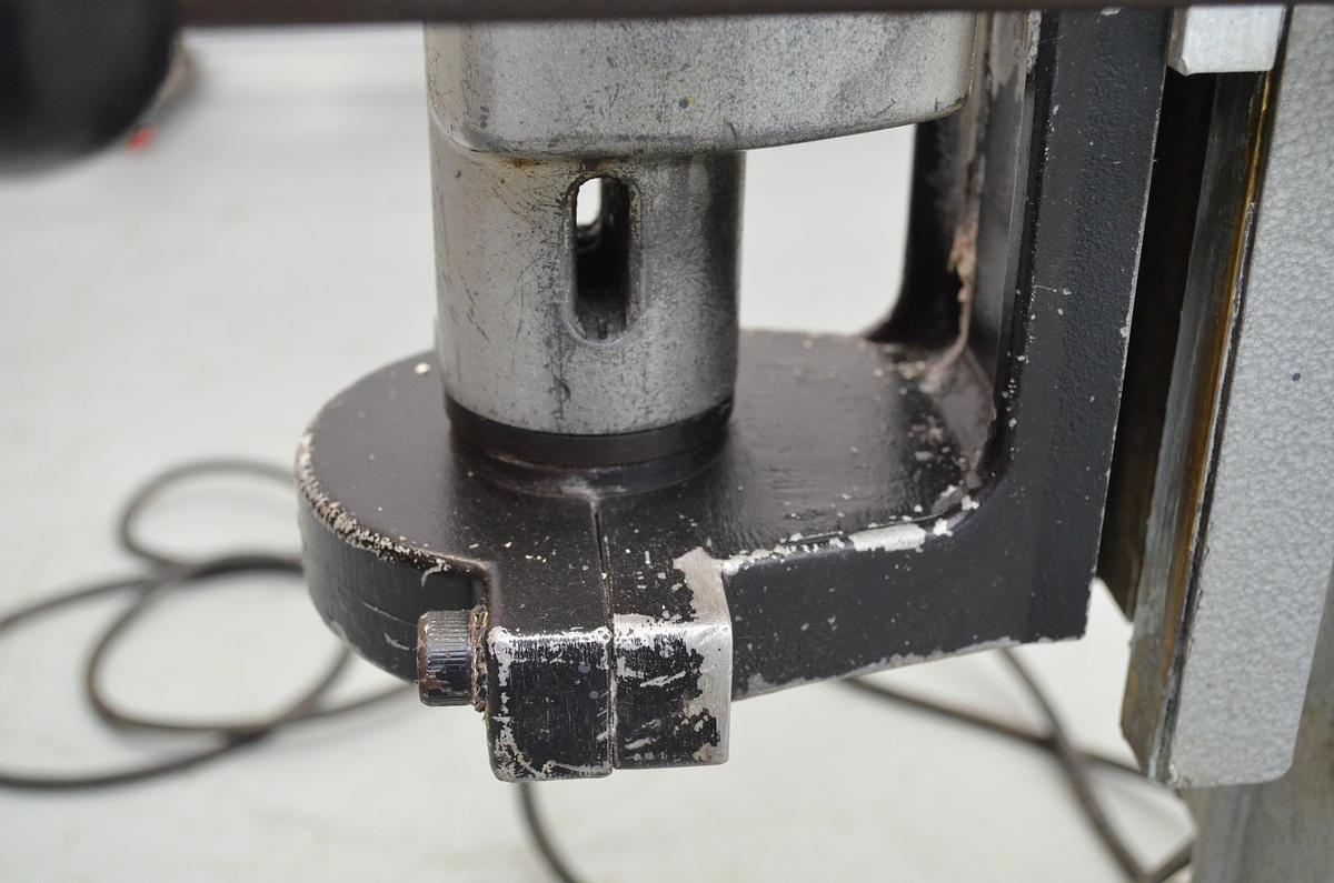 Usado Taladro iman Atlas Copco DDH 32-RP