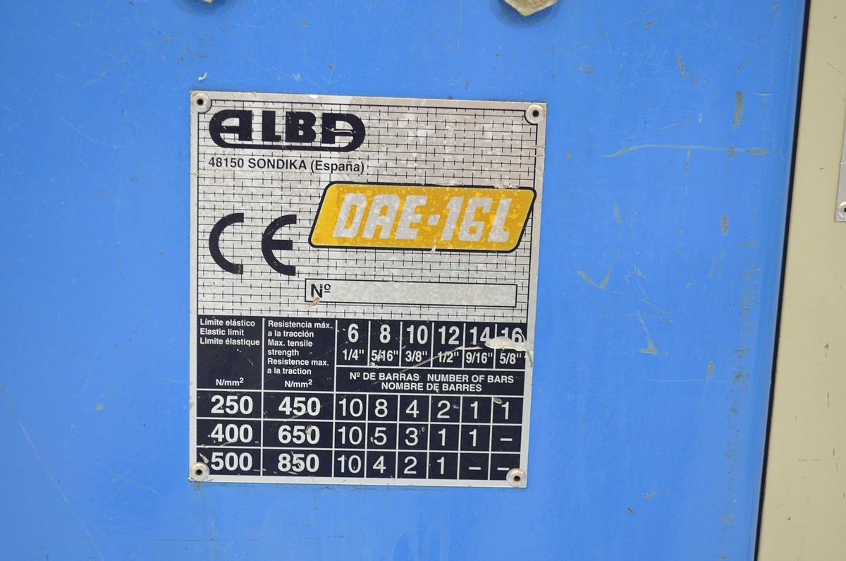 Usado Dobladora varillas ALBA DAE-16L