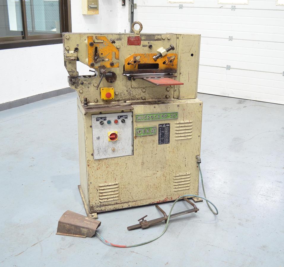 Usado Punzonadora hidráulica GEKA Microcrop 36 - 1318