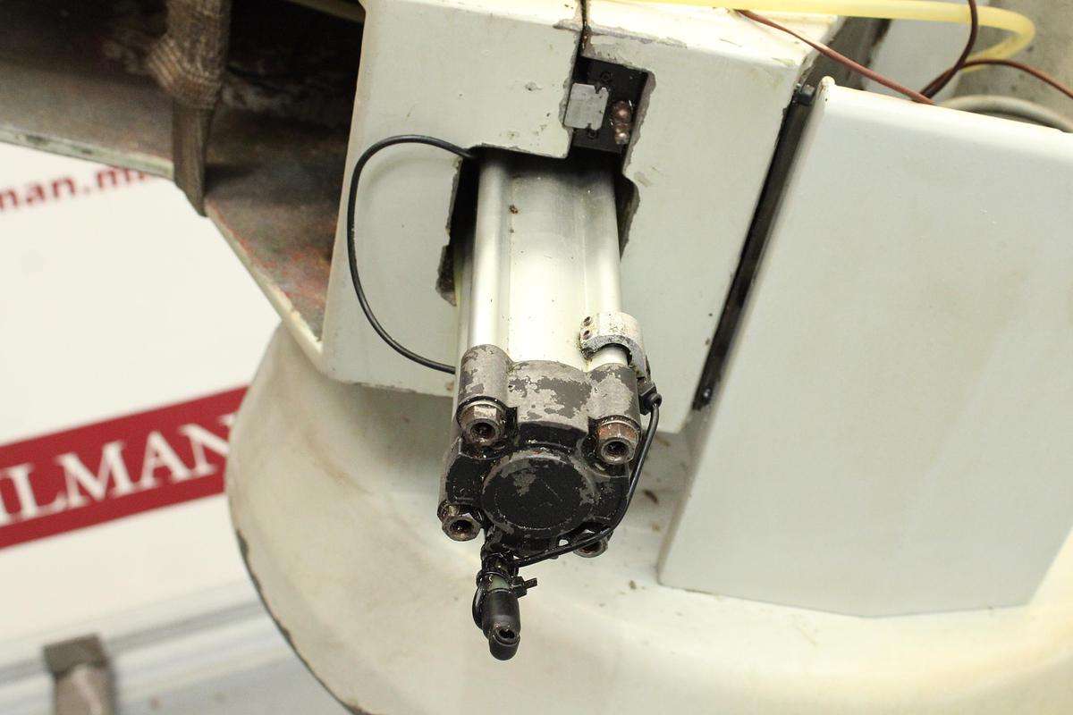 Usado Campana Cambio Herramientas Centro Mecanizado