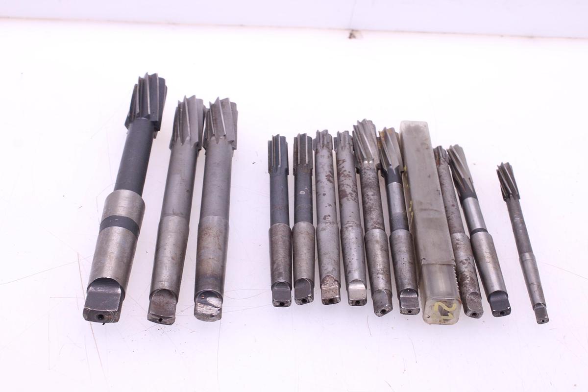 Usado Lote Escariadores de 14 a 32mm Mango Cónico Morse MT1 a MT4