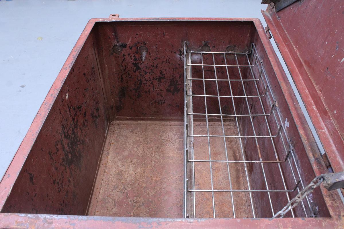Usado Arcon Metalico 910x705x600 mm