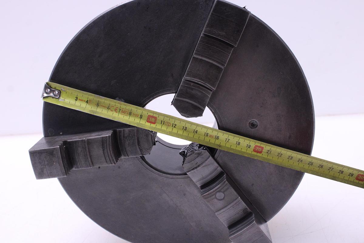 Usado Plato para Torno 3 Garras 250 mm