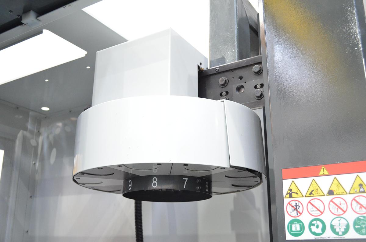 Usado Centro mecanizado Haas TM-2P año 2020