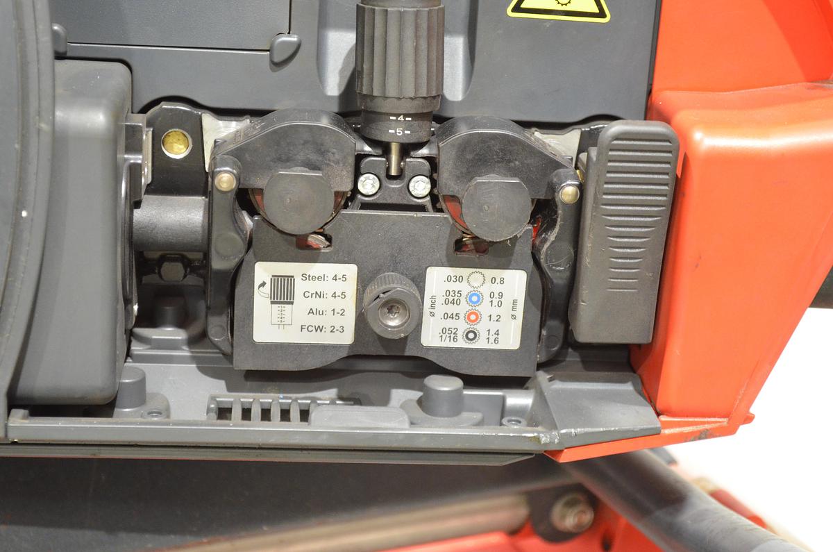 Usado Maquina soldar mig pulsada Fronius TPS 320i con devanadera WF 25i