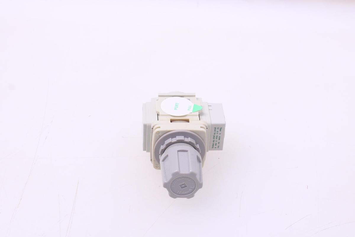 Usado Regulador Presion CKD R1000-8G-W