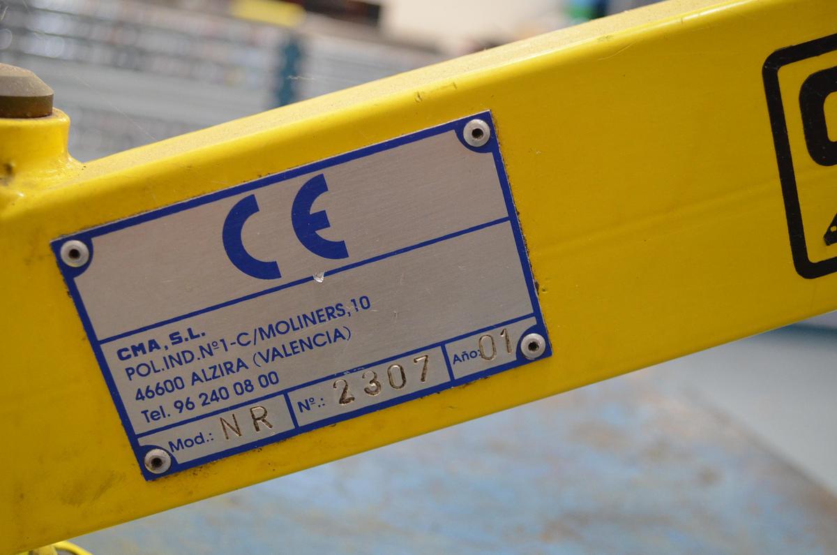 Usado Roscadora neumática CMA modelo NR-12