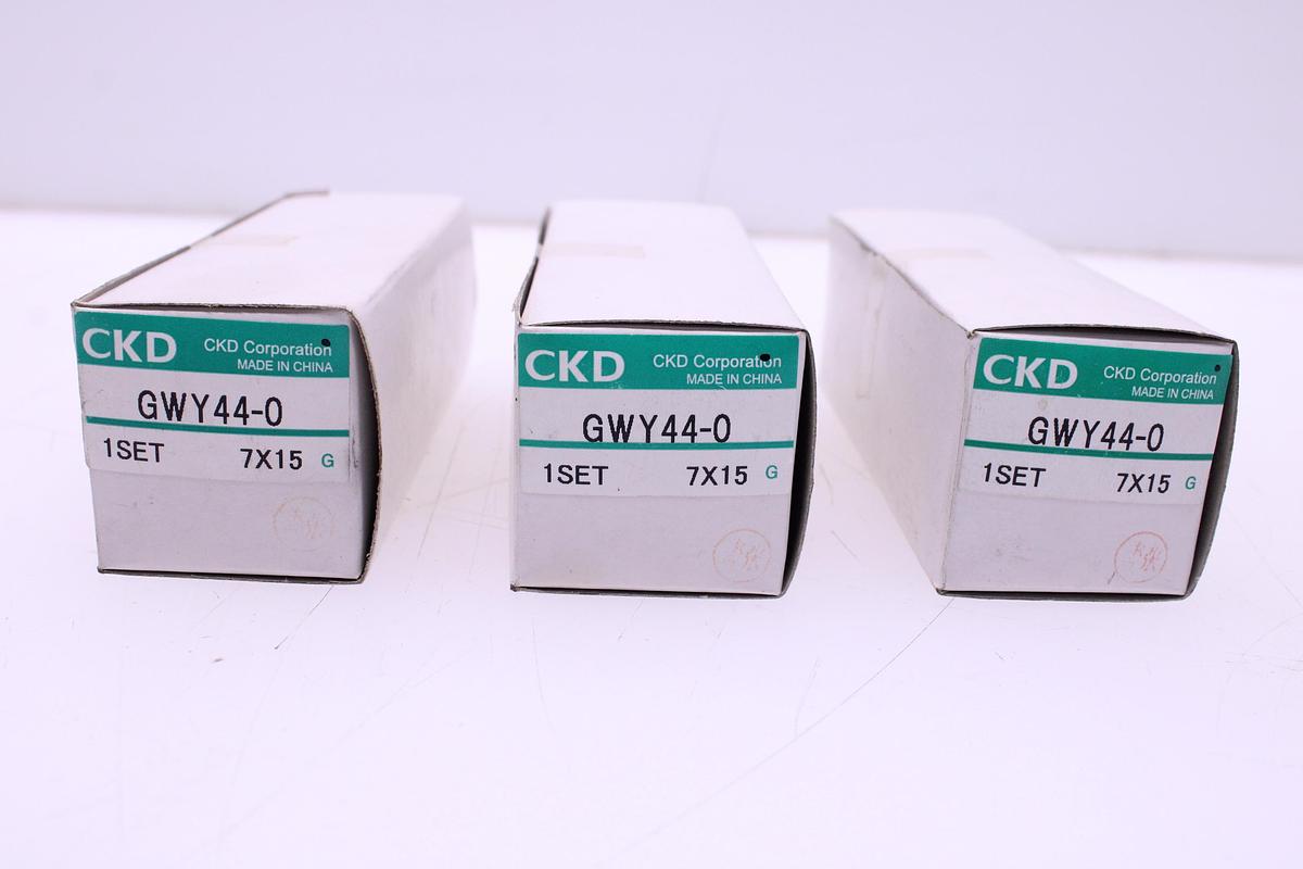 Usado Racores CKD "Unión Y" M4 - 30 Unidades GWY44-0