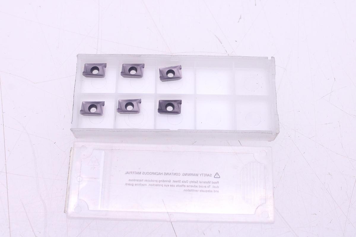 Usado Fresas y Plaquitas de Widia APKT 1003