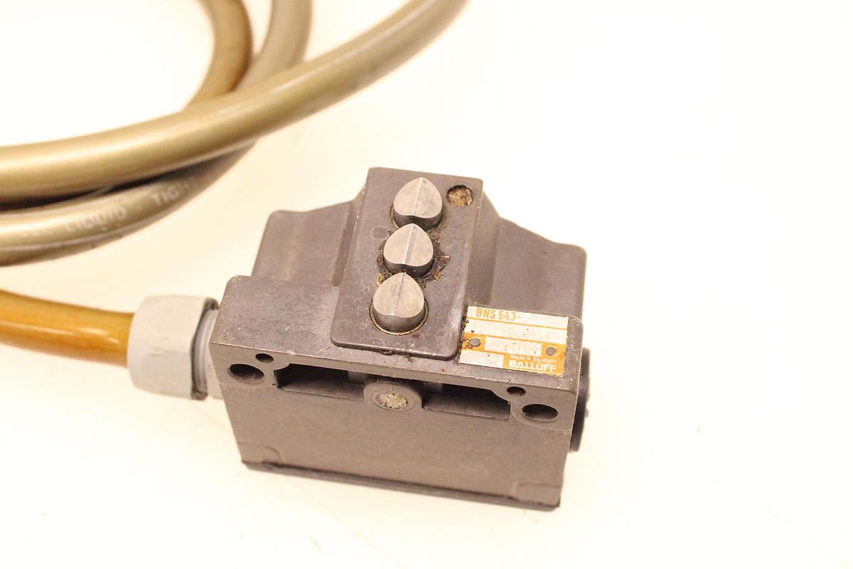 Usado Final de Carrera BALLUFF BNS 543 B3-D12-61-12