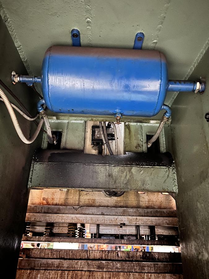 Usado Prensa excentrica AITOR ARMM-EF de 160tn Embrague Neumático