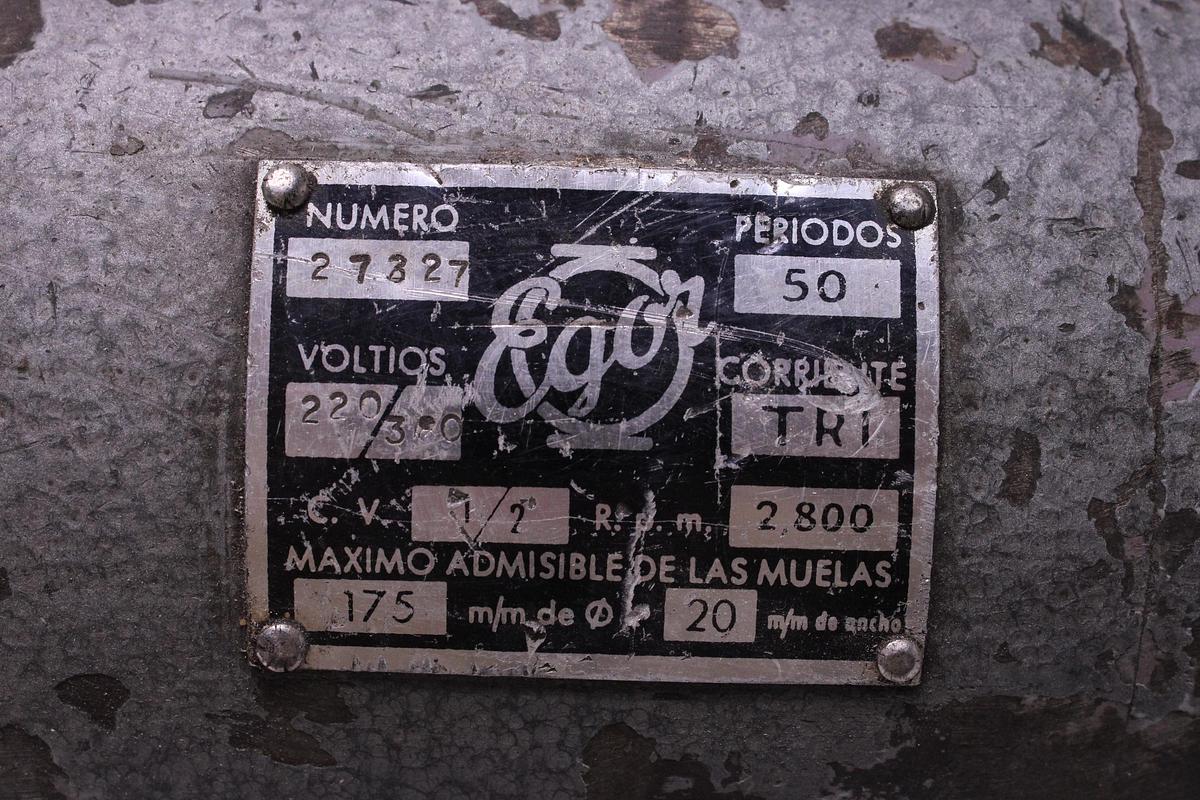 Usado Esmeriladora Trifásica EGOR 1/2 CV