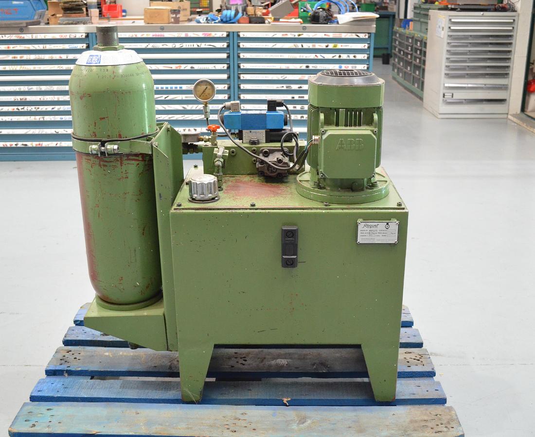 Usado Grupo hidraulico Roquet 100kg-cm2