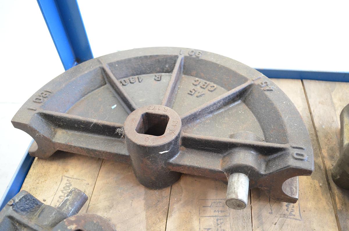 Usado Curvadora tubos CBC UNI 60 D