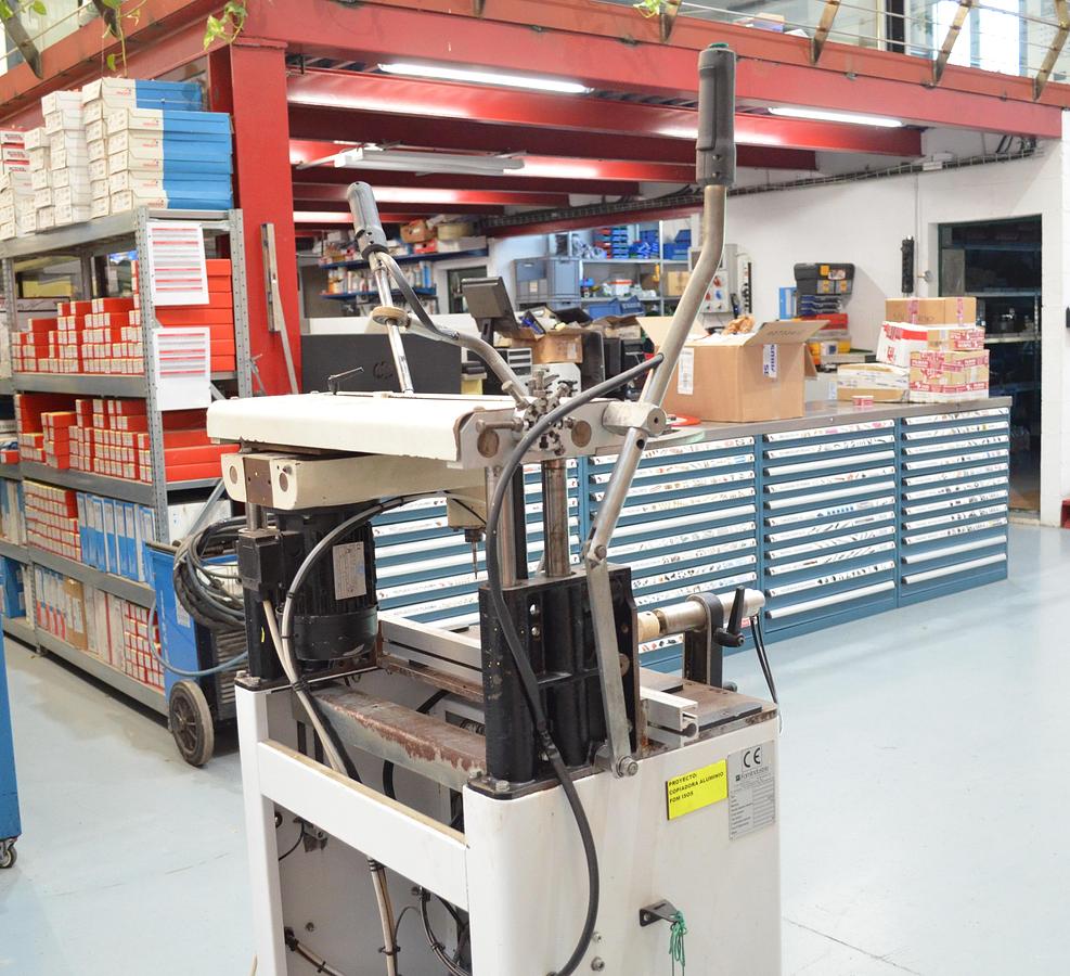 Usado Copiadora aluminio FOM Industrie ISOS