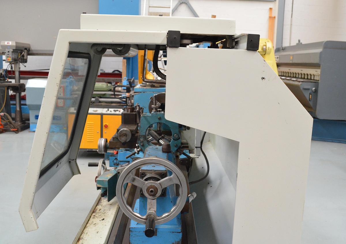 Usado Torno Pinacho S90-225 de 1650mm e.p. 98