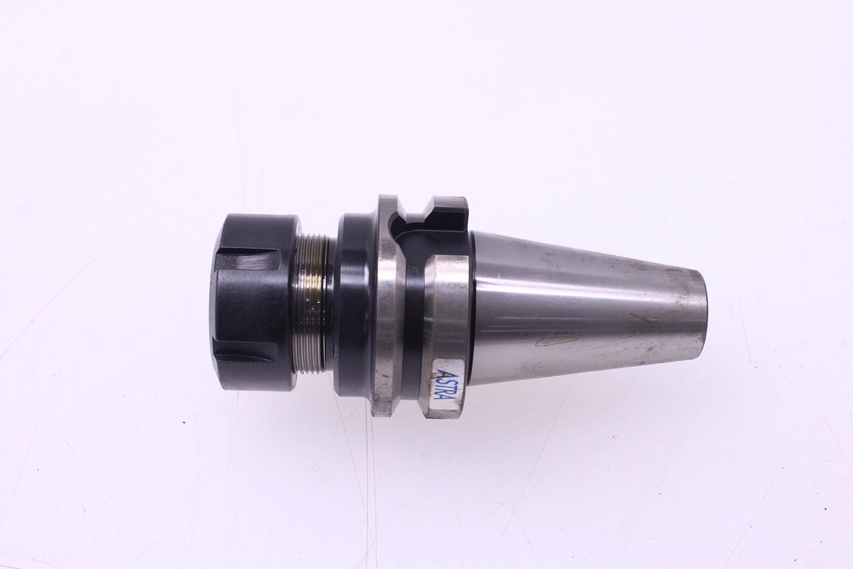 Usado Juego Pinzas Resorte ER32 "18 pcs" + Cono ISO 40 ASTRA