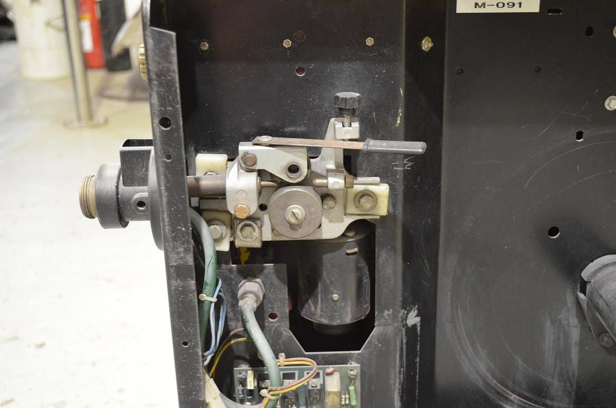 Usado Maquina solda hilo CEA Eurofil 250