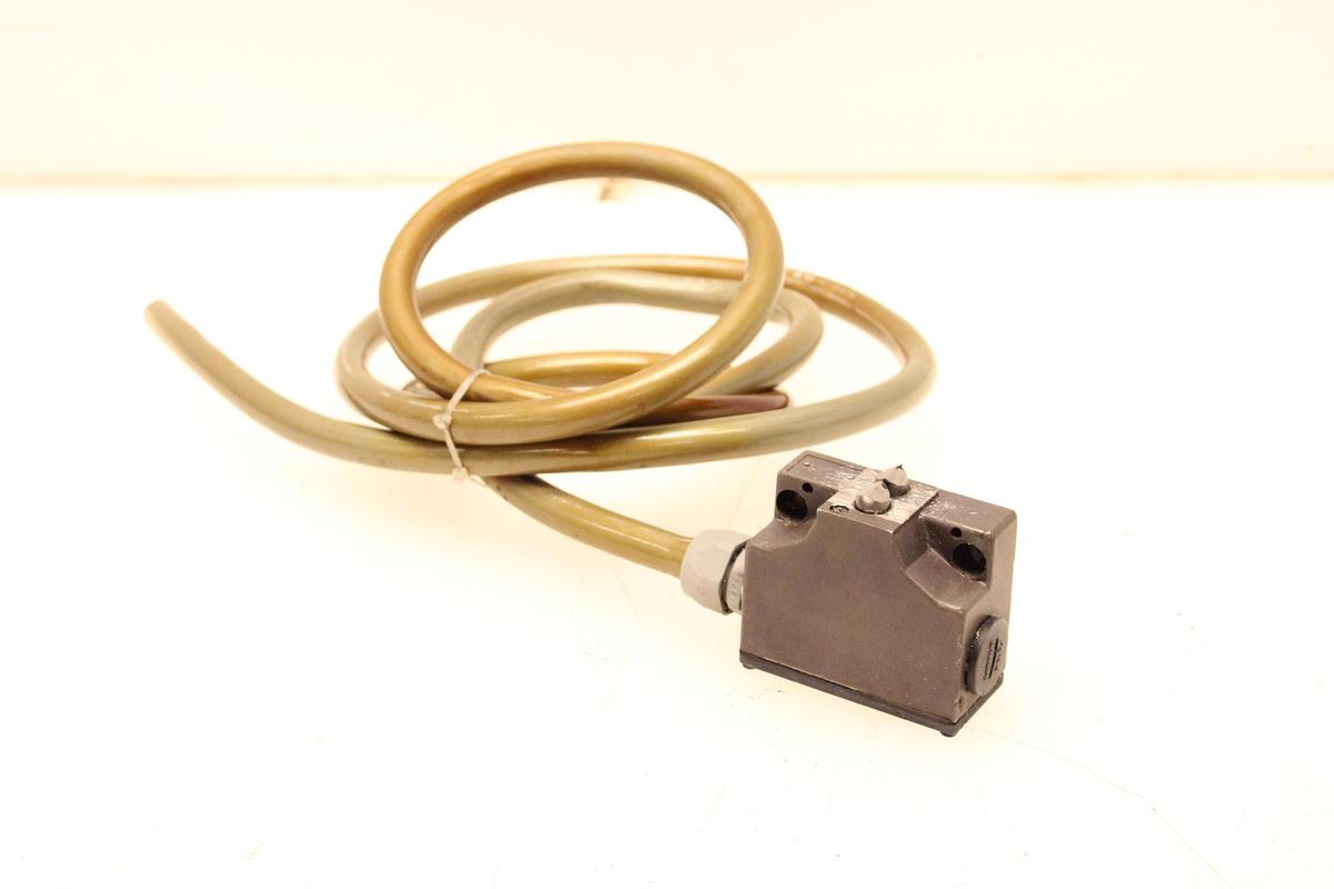 Usado Final de Carrera BALLUFF BNS 543 B2 D12-61-12