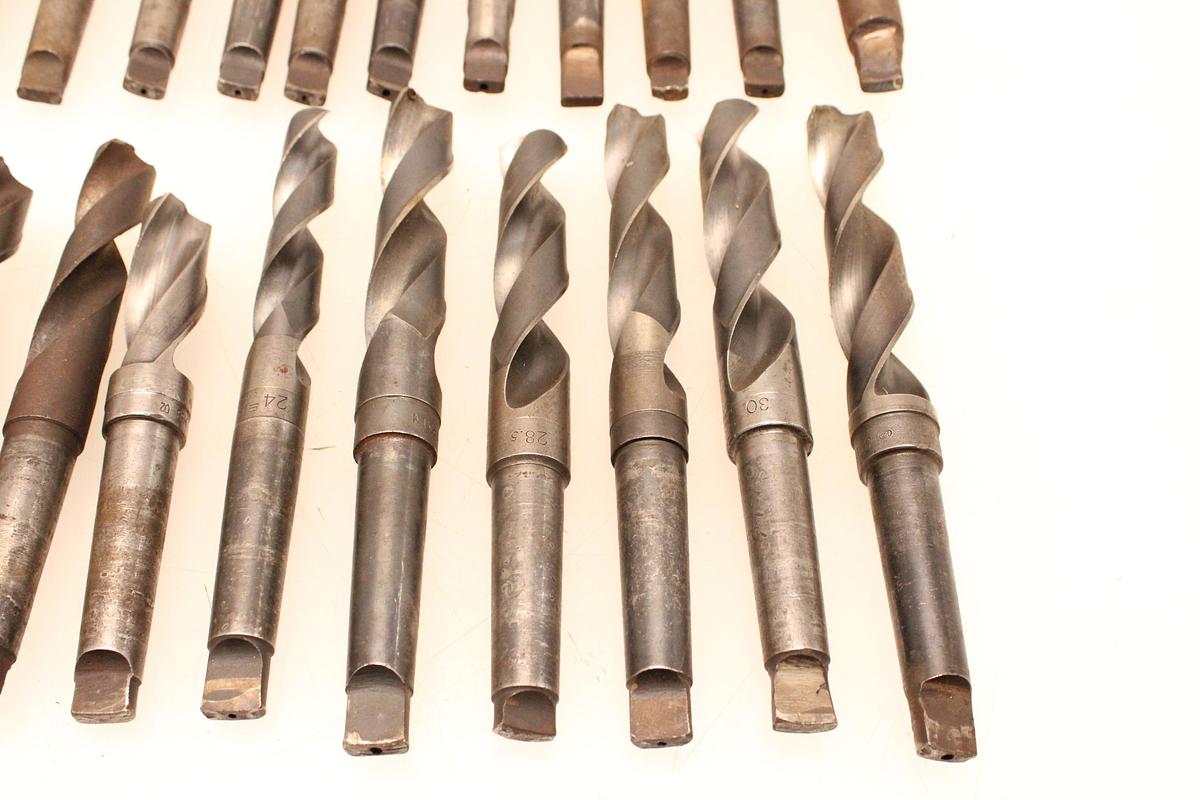 Usado 23 Brocas Mango Cónico MT3 - 21,5 hasta 46 mm