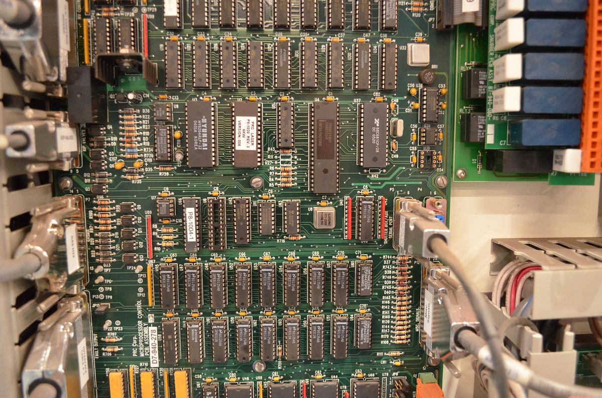 Usado Tarjeta Prc Corp. Control Microprocessor PCB Assembly D7-940-278