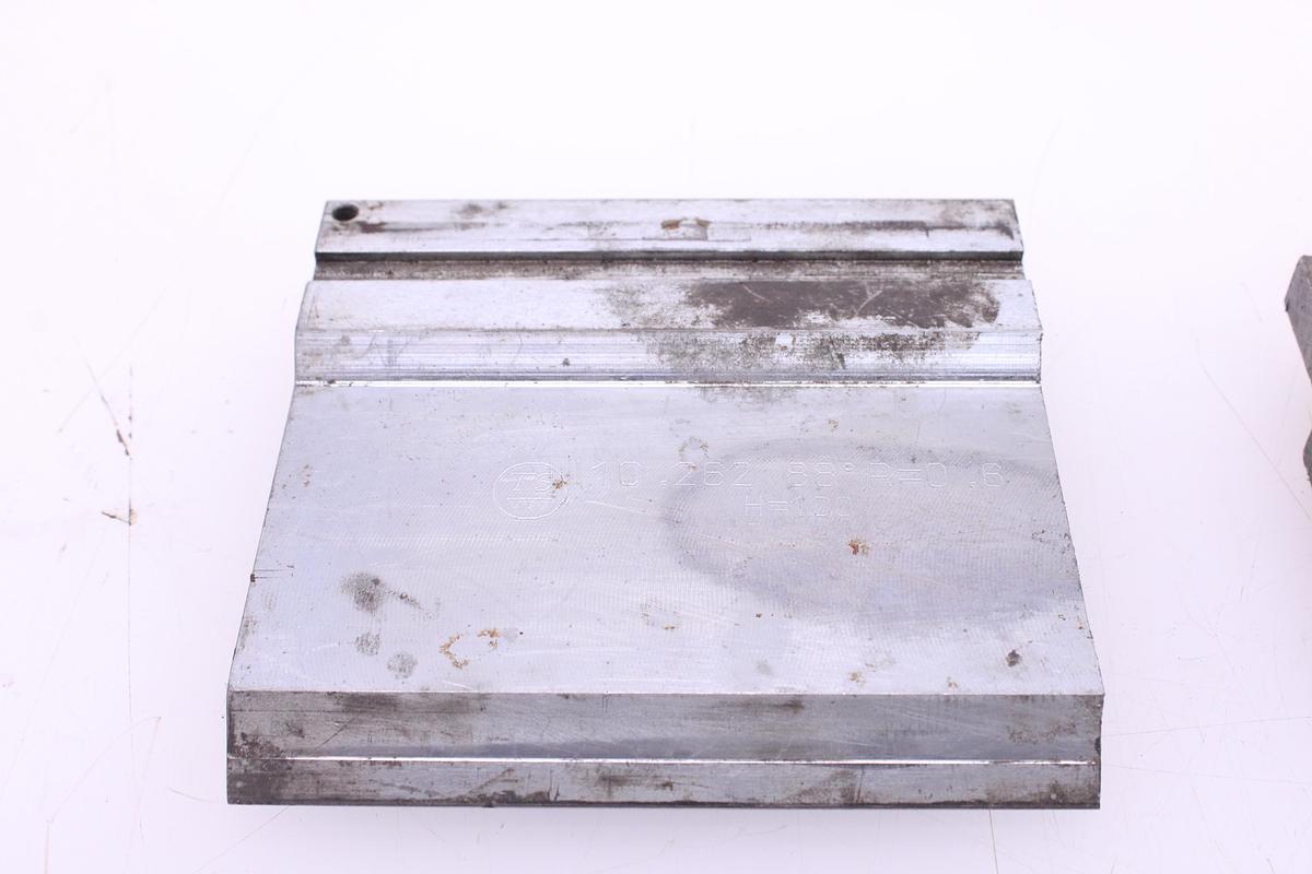 Usado Lote Punzones para Plegadora - 6 Tramos