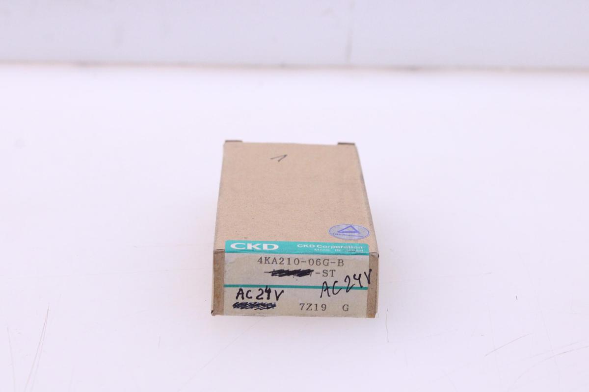 Usado Electroválvula CKD 4KA210-06G-B-ST AC24V
