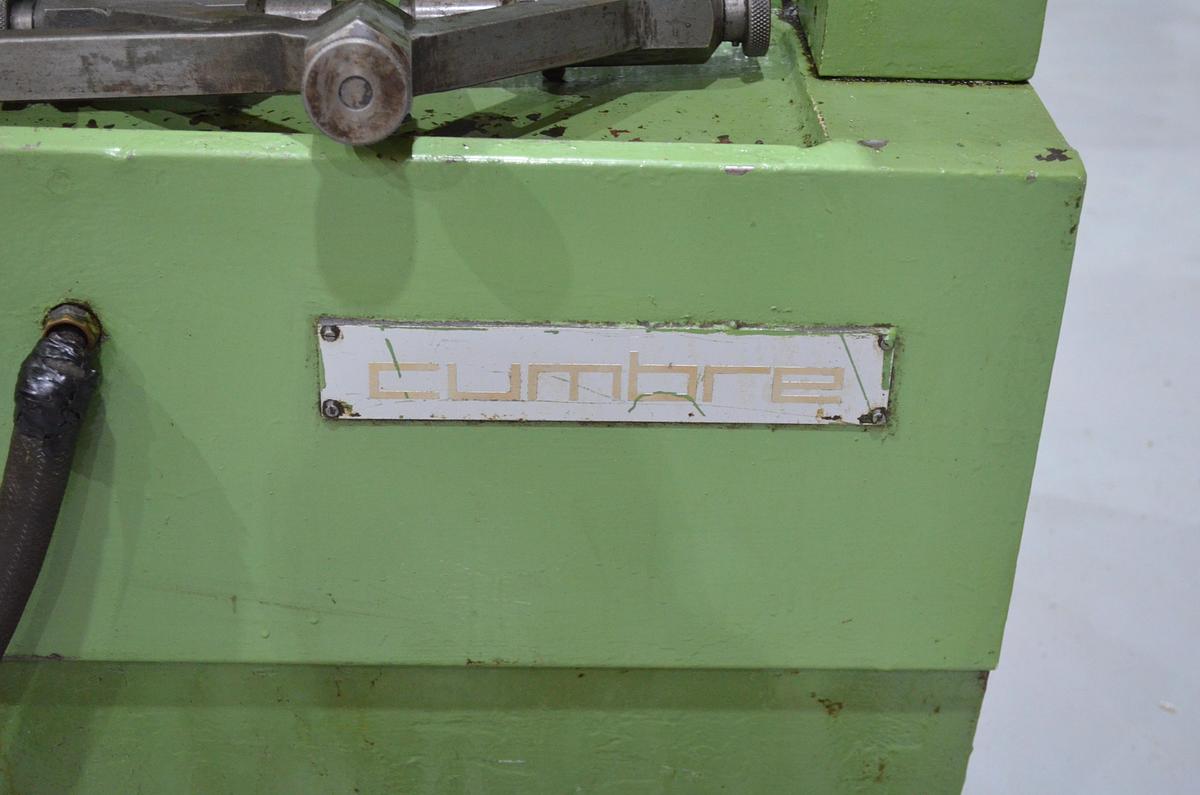 Usado Torno cumbre 60 1500mm e.p